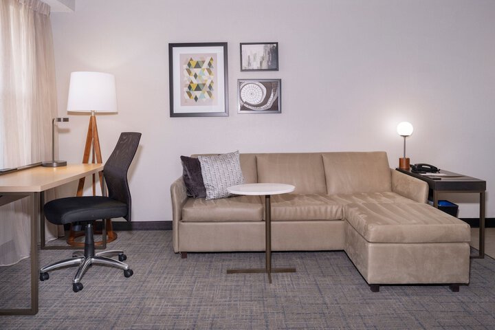 Room 30 of 44