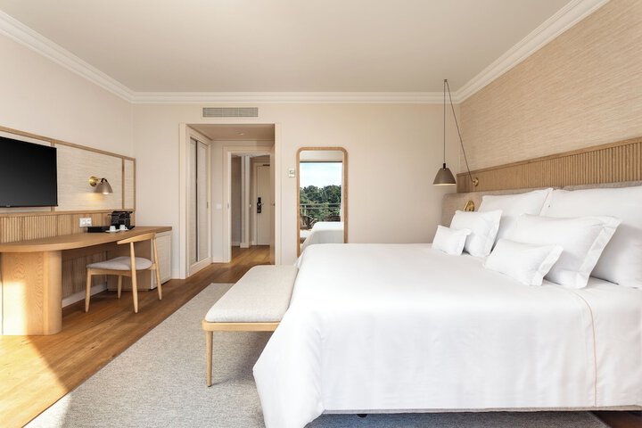 Grande Real Santa Eulalia Resort