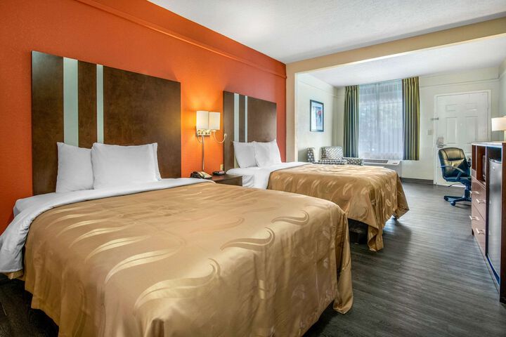 Room 15 of 31