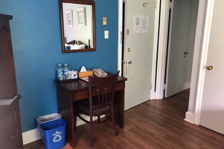 Room 102 of 135