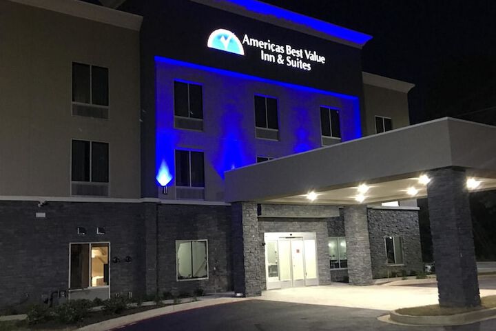 Hotel 4 of 25