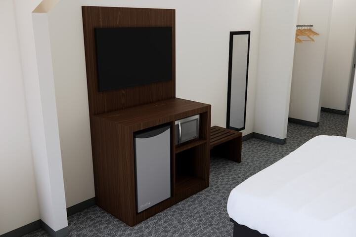 Room 14 of 29