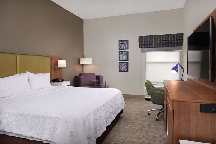 Room 20 of 28
