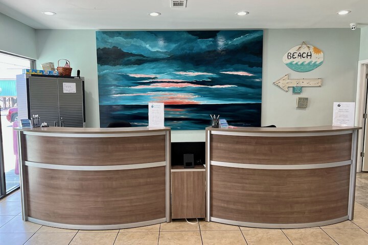 Beachside Resort Hotel