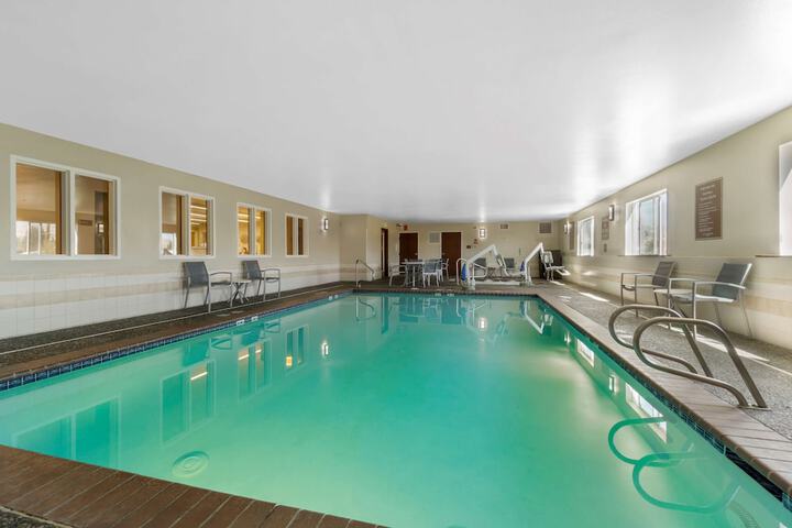 Pool 5 of 37