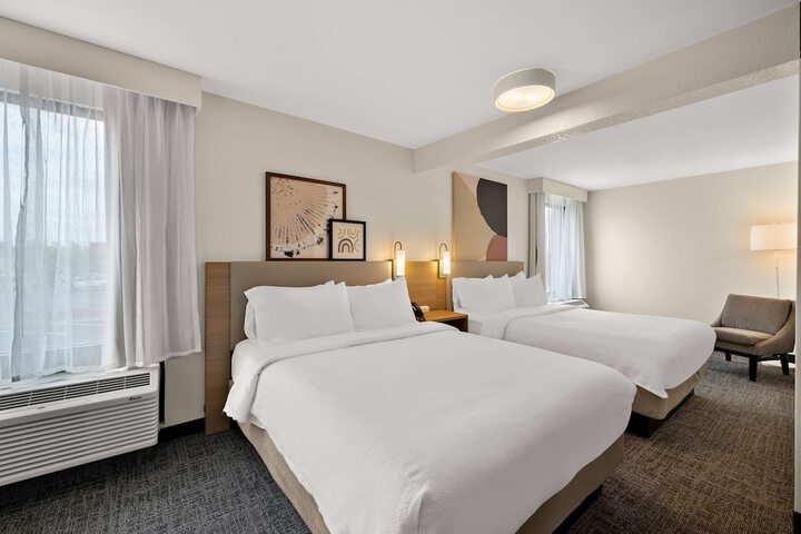 Room 28 of 53