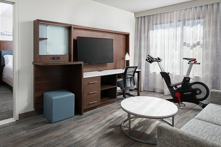Room 63 of 103