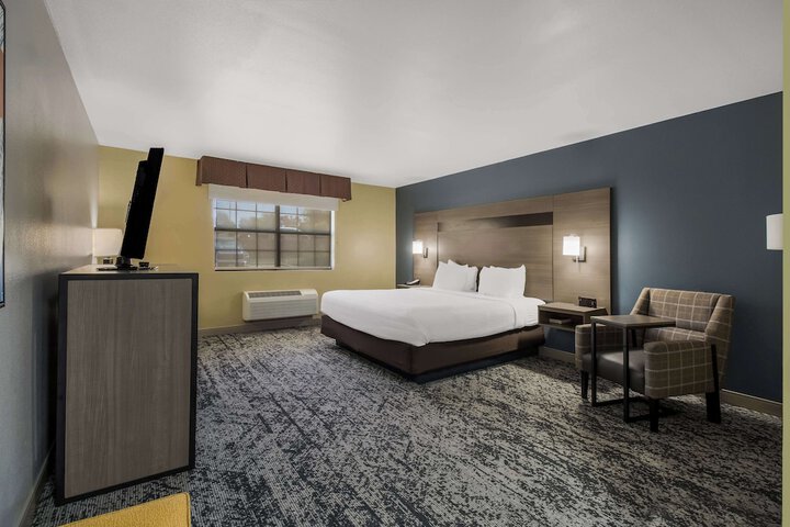 Best Western Temple Inn & Suites