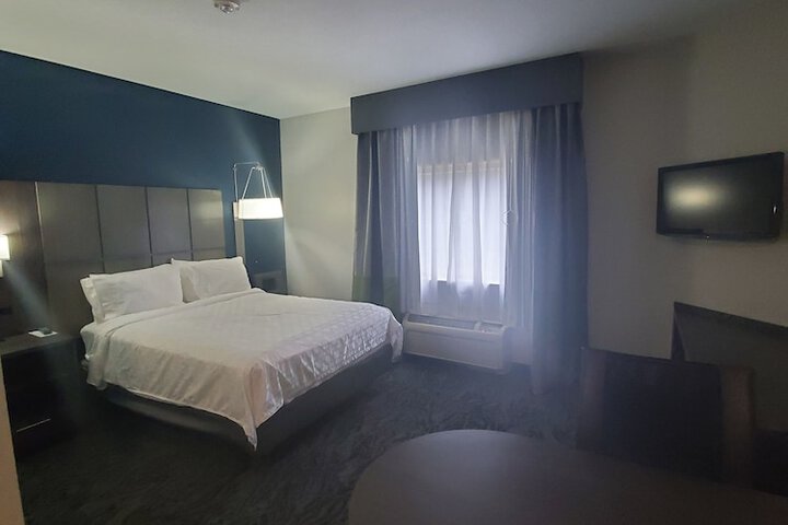 Room 50 of 59