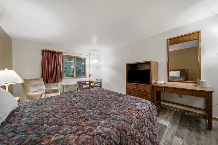 Room 18 of 50