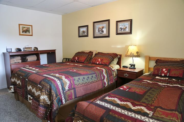 Room 19 of 38