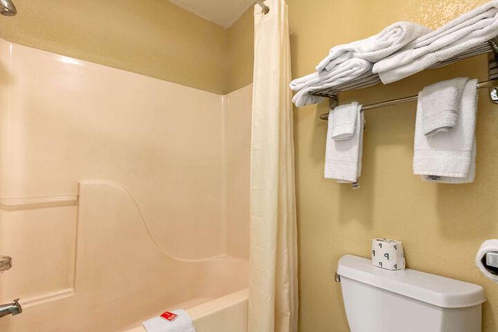 Room 20 of 27