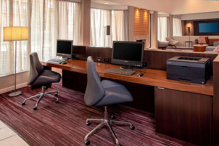 Business Center 27 of 27
