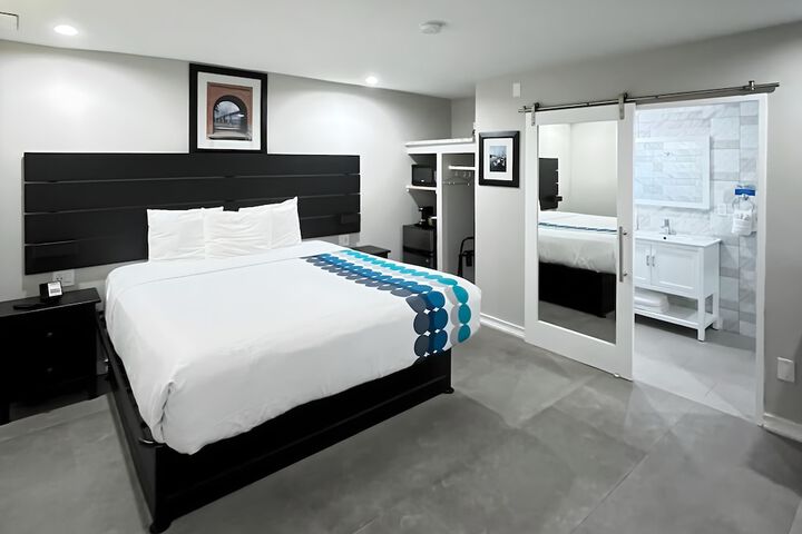 Room 26 of 30