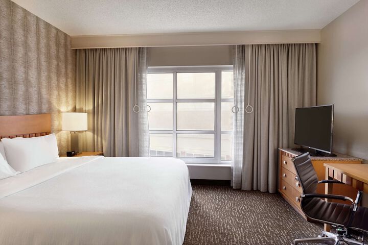 Embassy Suites Northwest Arkansas - Hotel Spa & Convention
