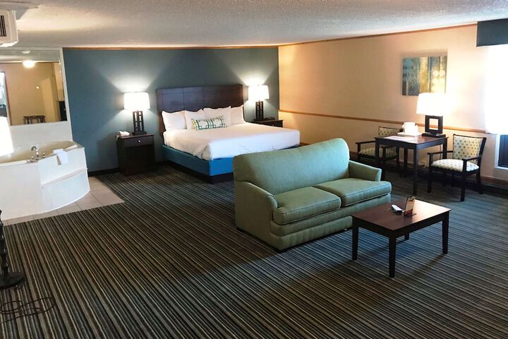 Room 19 of 33