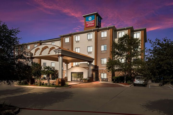 Hotel 2 of 48