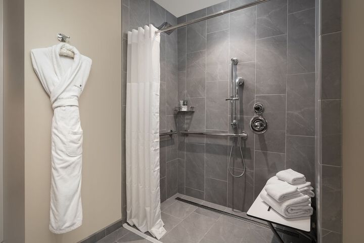 Room 109 of 172