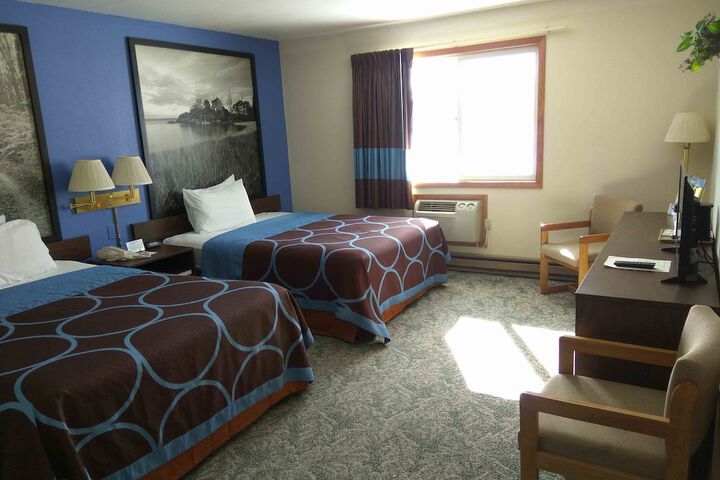 Room 14 of 25