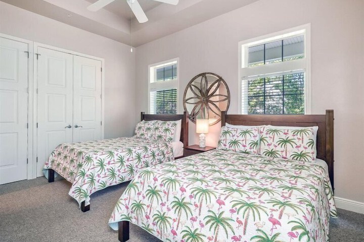 The Palm and Shell Captiva Island Private Luxury Home With Pool hot tub and Beach Access