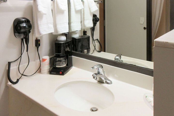 Room 42 of 50