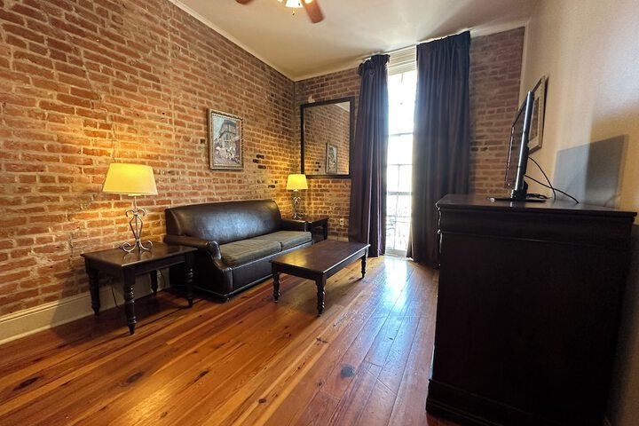 Room 18 of 47