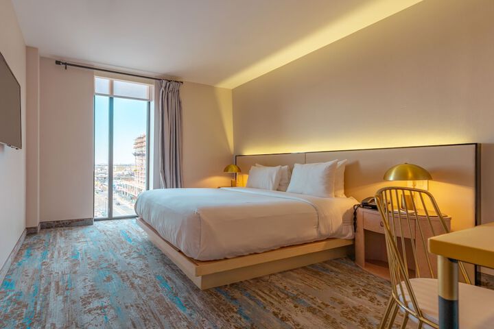 Room 46 of 61