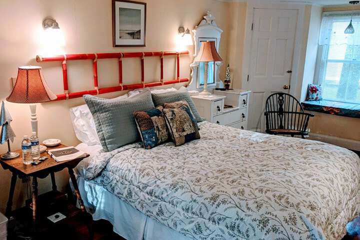 Room 50 of 78