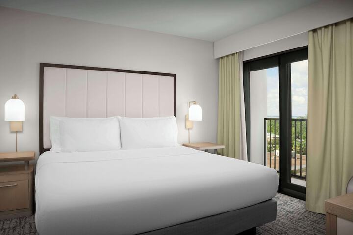 Homewood Suites by Hilton Jacksonville Downtown-Southbank
