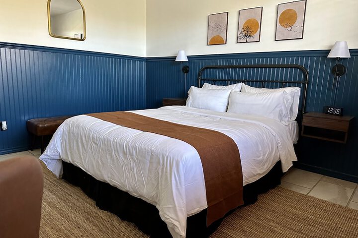 Room 14 of 22