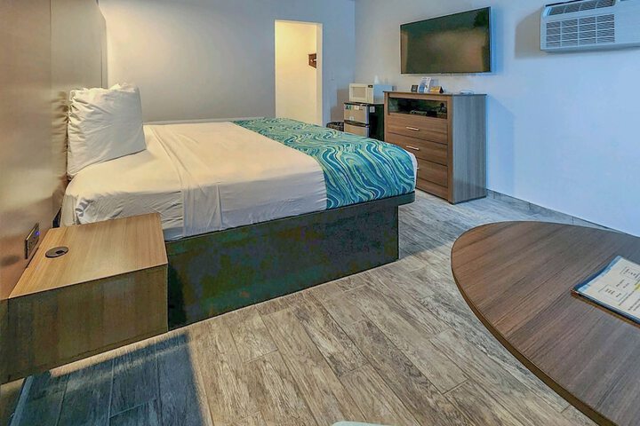 Room 34 of 46