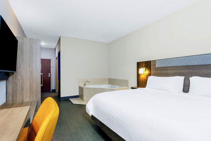 Room 40 of 64