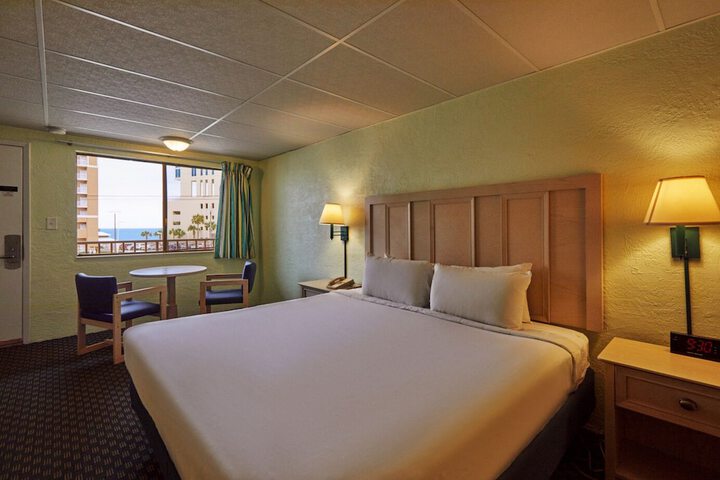 Room 19 of 45