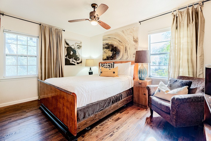 Room 16 of 23