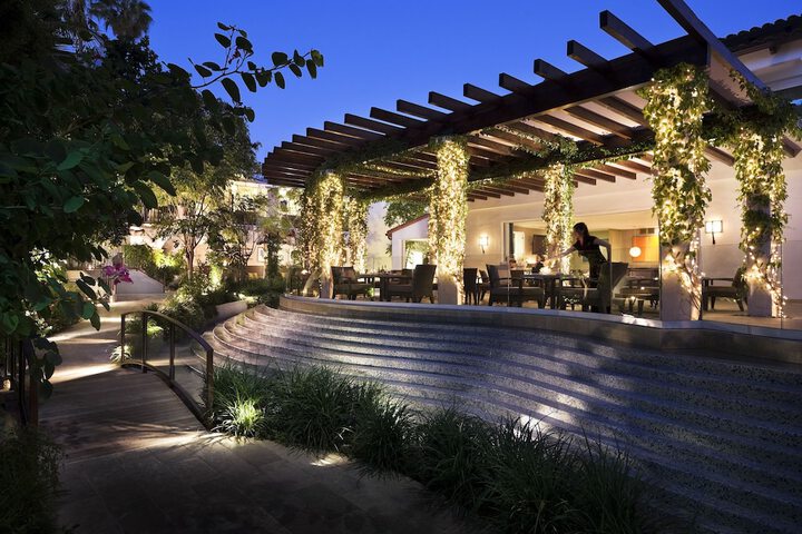 Hotel 4 of 86