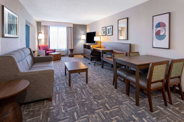 Room 18 of 30
