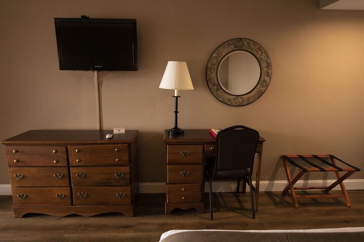 Room 40 of 56