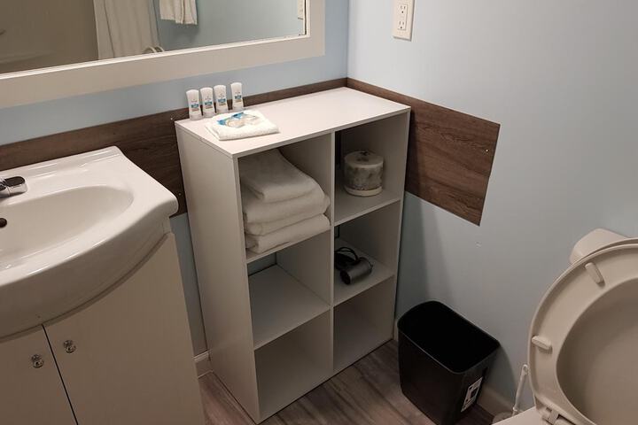 Room 26 of 32