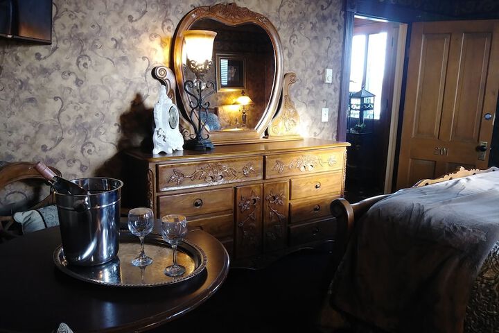 Room 39 of 60