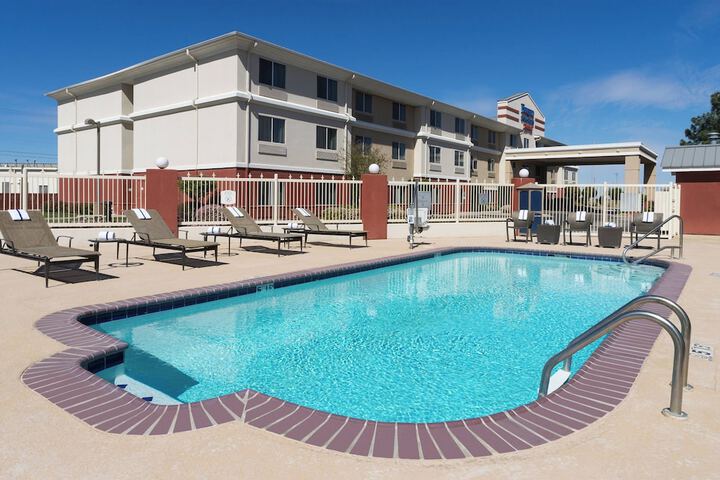 Pool 5 of 22