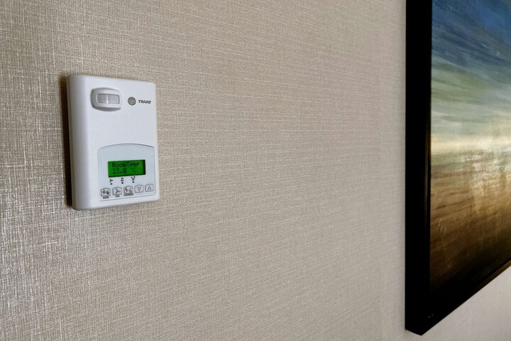 Room 40 of 77