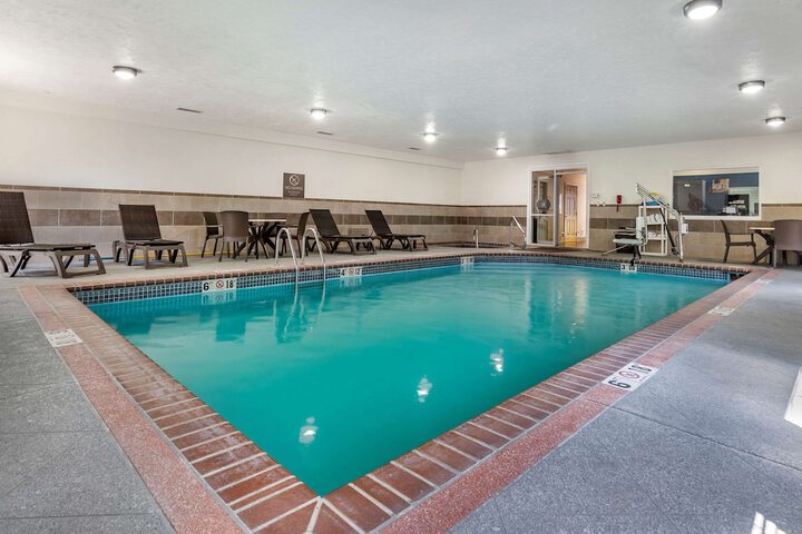 Pool 5 of 55