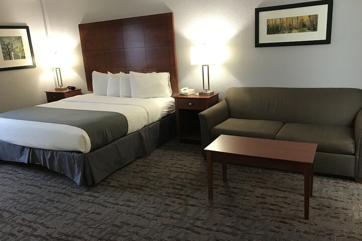 Room 14 of 70