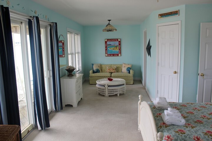 Room 40 of 61