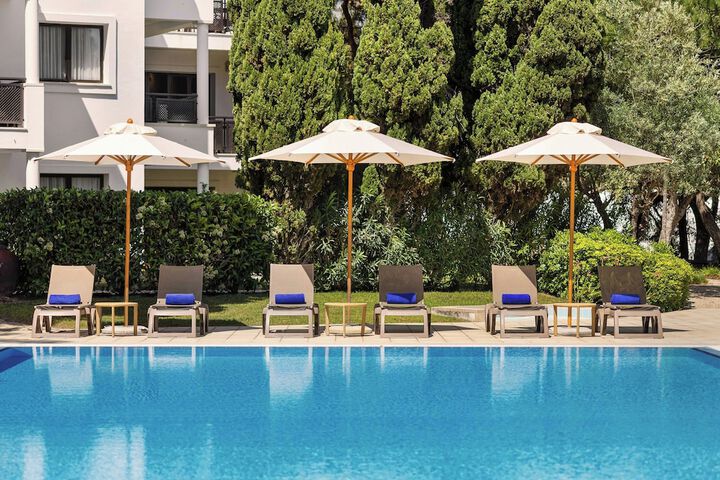 Pine Cliffs Ocean Suites a Luxury Collection Resort & Spa