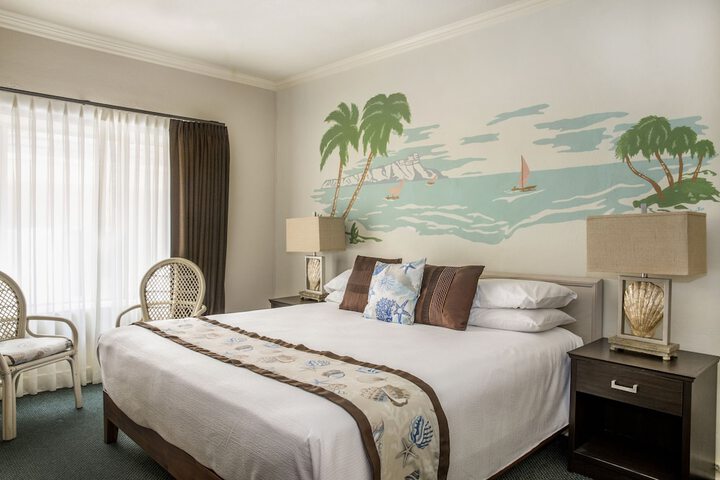 Room 20 of 32