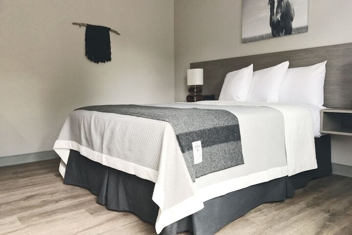Room 14 of 33