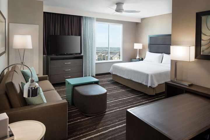 Room 21 of 40