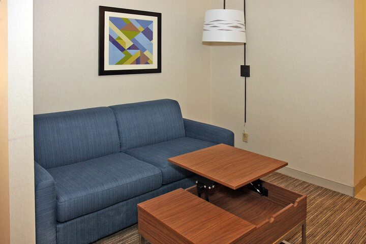 Room 41 of 69