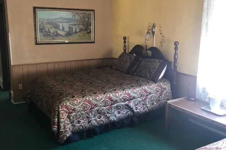 Room 25 of 67